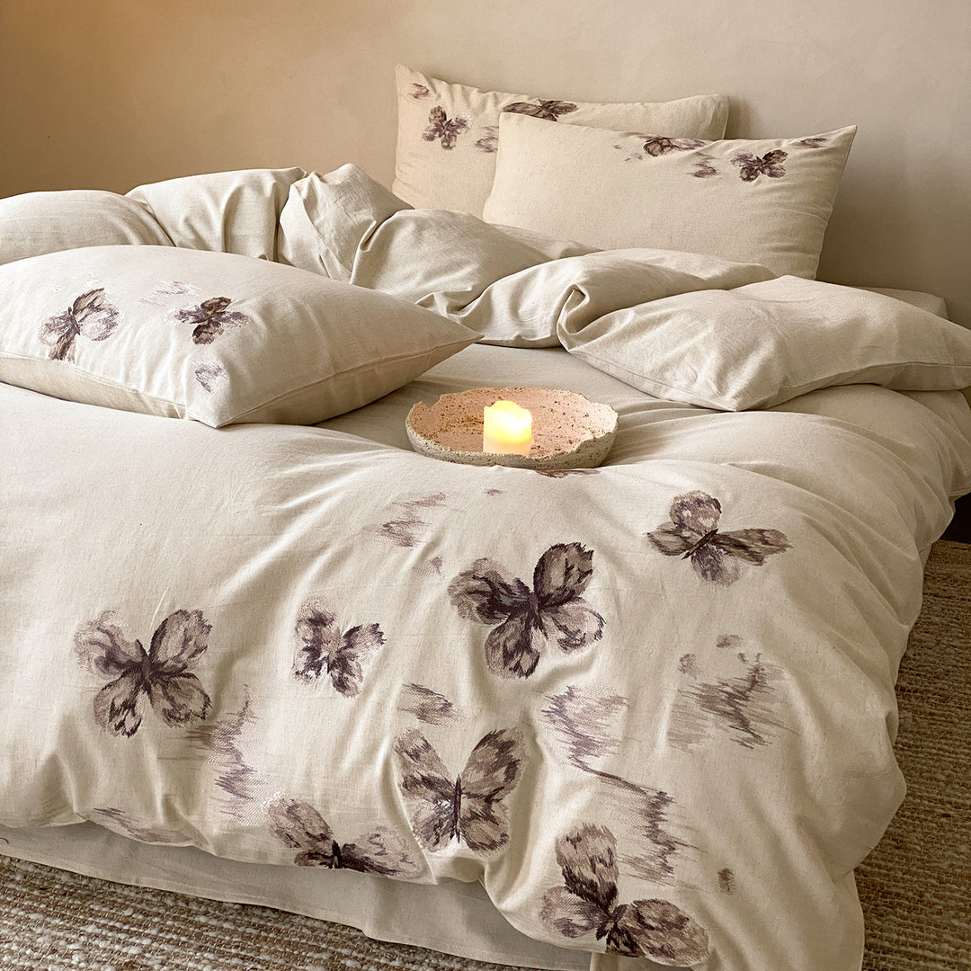 Bedding set made of linen-cotton mix with hand-painted butterfly design