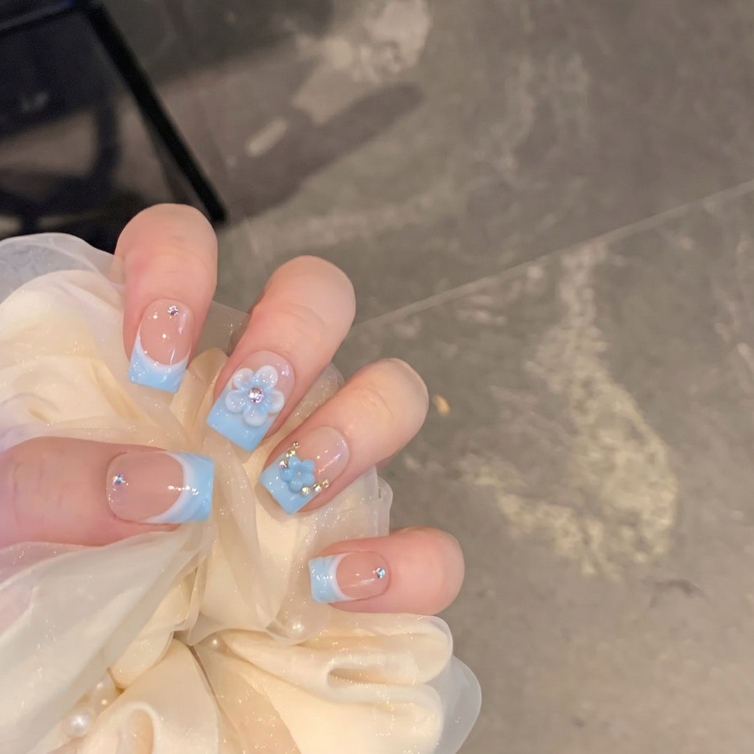 Floral Fantasy Press-On Nail Art Set Stornfield