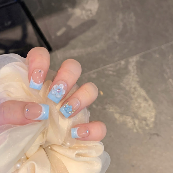 Floral Fantasy Press-On Nail Art Set Stornfield
