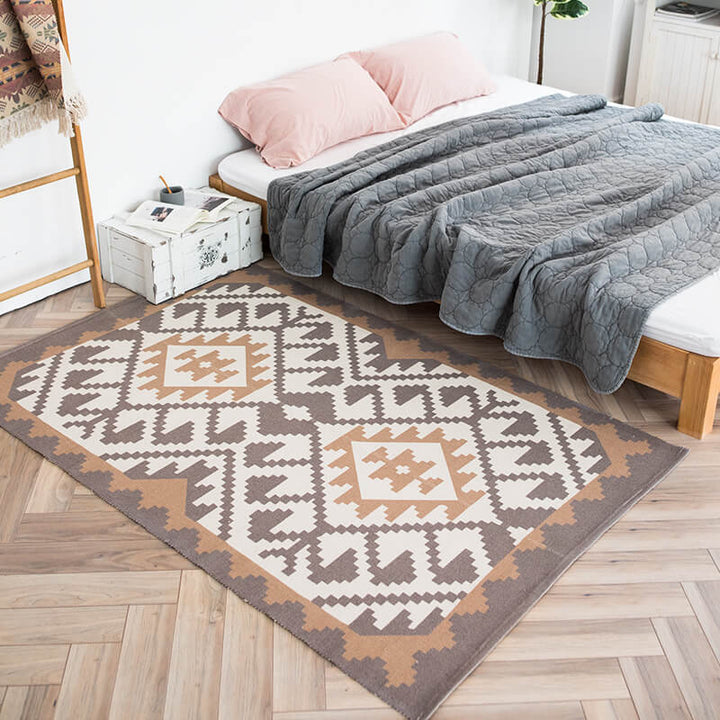 Flat woven washable table runner made of easy-care cotton-polyester blend with Moroccan ornament pattern