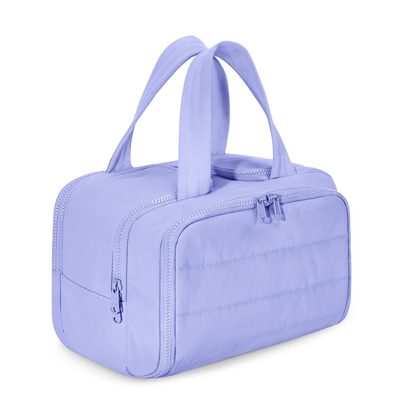 Cosmetic organizer bag with insulated lining Stornfield