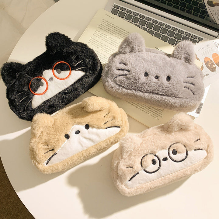 Cute cat motif pillow Stornfield