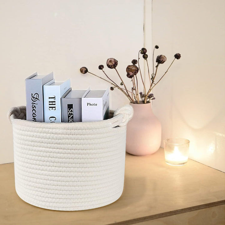 Women’s storage basket with decorative knot design Stornfield