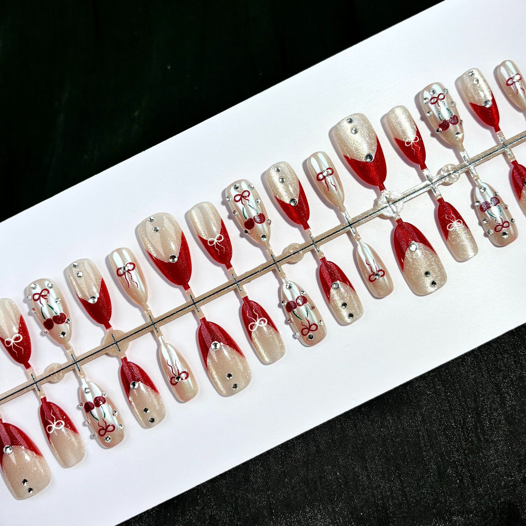 Elegant Decorative Press-On Nail Set