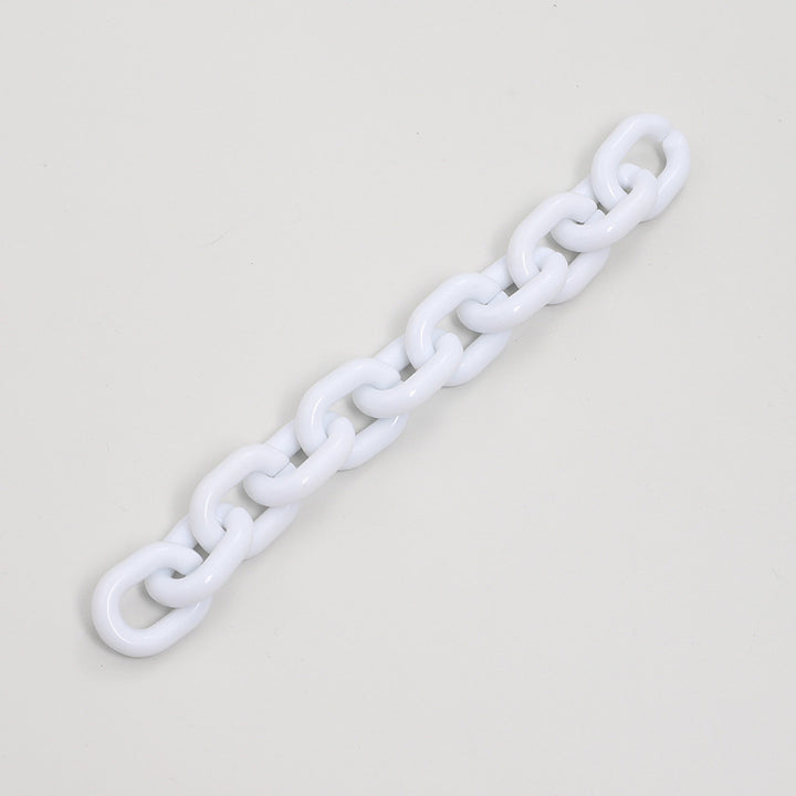 Decorative Resin Chain Stornfield