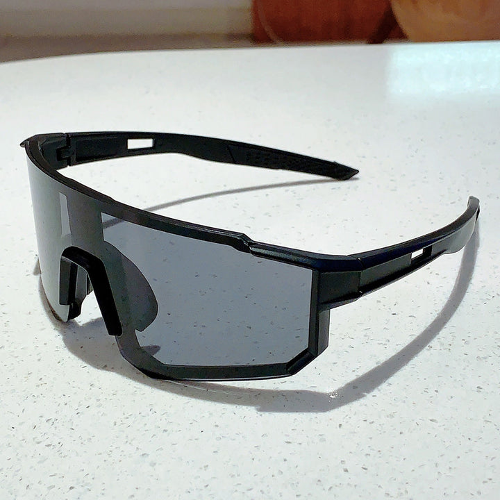 Unisex nan sporty shield sunglasses with continuous mirror lens and adjustable nose bridge Stornfield