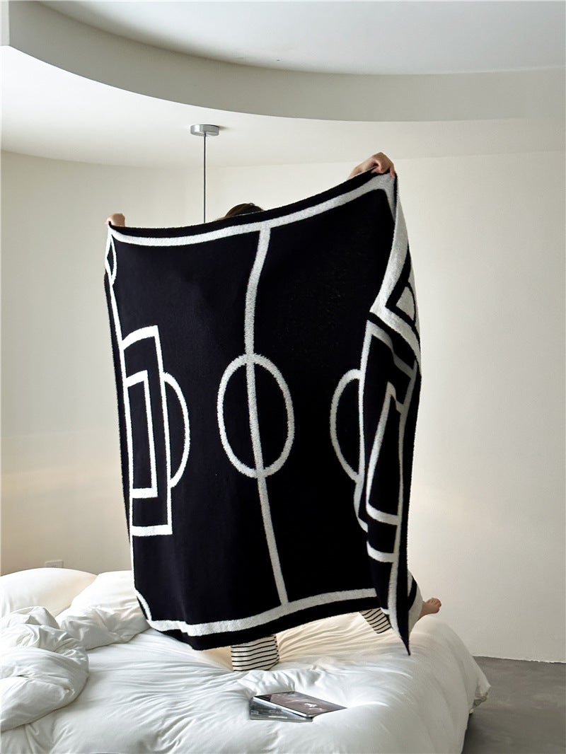 Cuddle blanket with large lettering motif and soft bouclé fabric