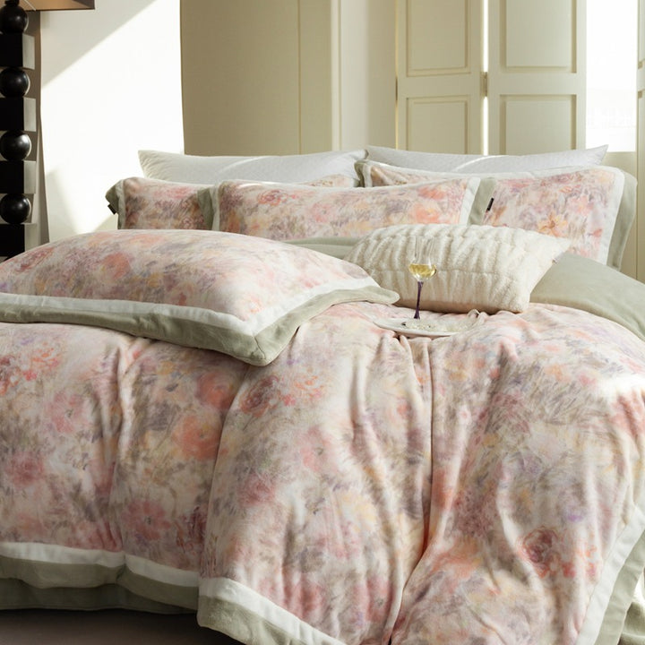 Fluffy Reversible Bedding Set