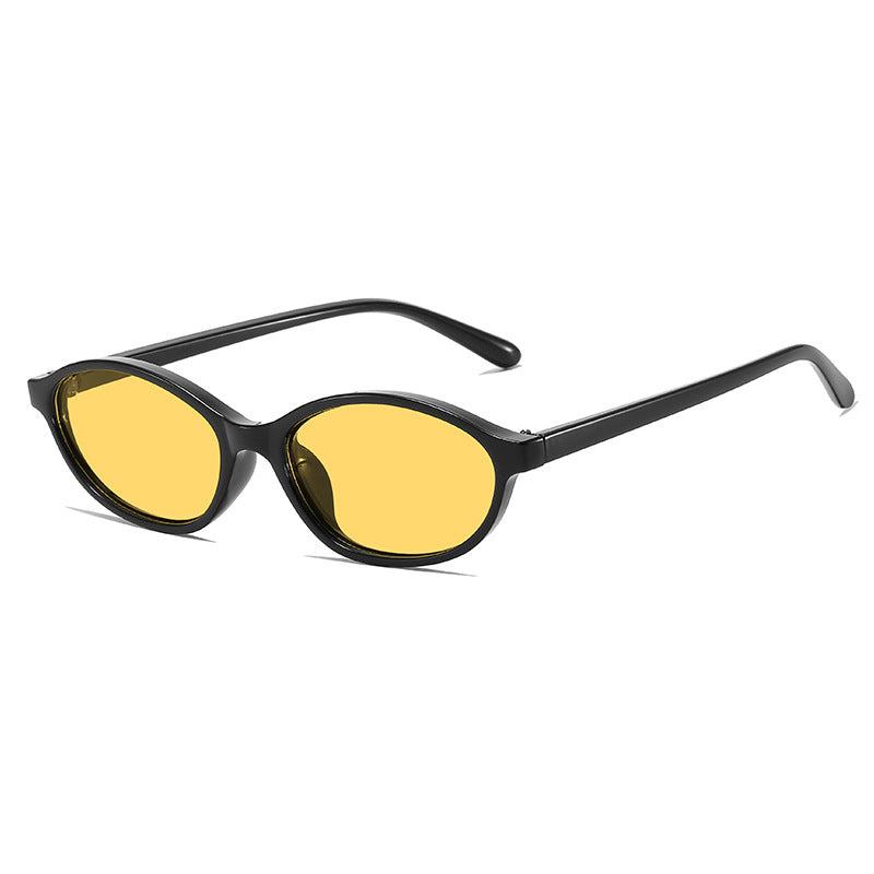 Elegant Vintage-Inspired Oval Sunglasses Stornfield