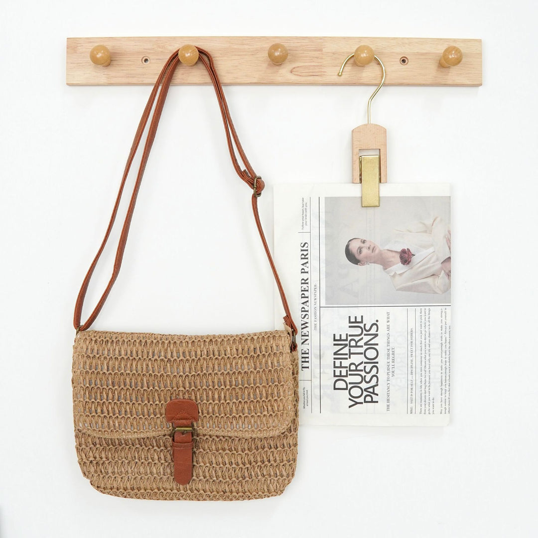 Shoulder bag made of sophisticated natural material with practical closure Stornfield