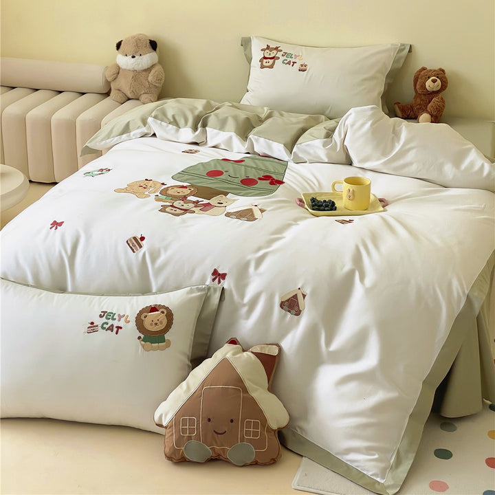 Cartoon Embroidered Kids Duvet Cover Bedding Set with Olive-Edge Pillow Shams
