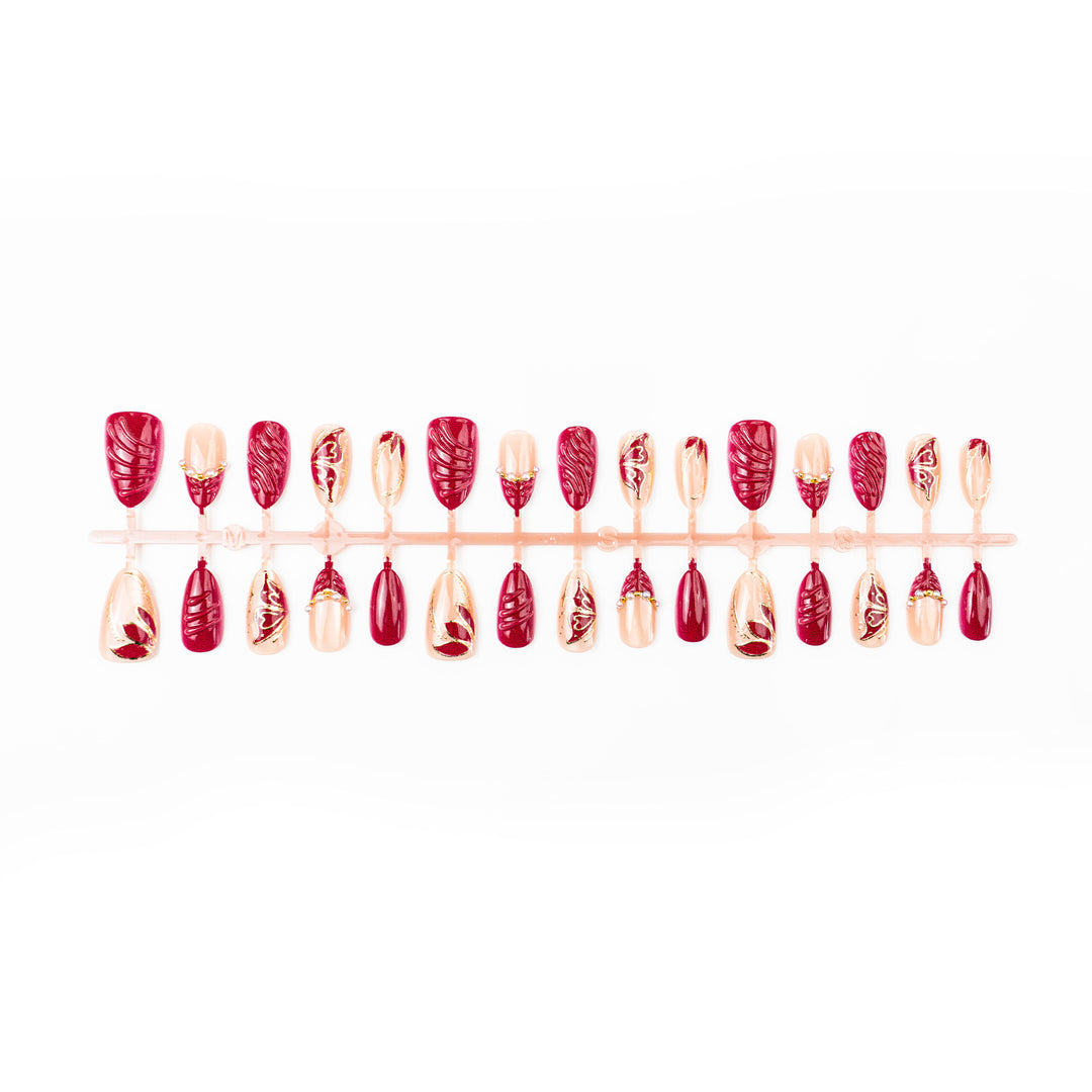Artificial nails in elegant design Stornfield