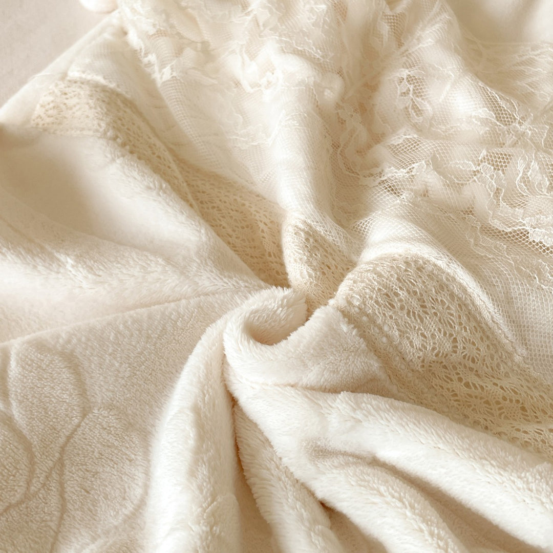 Lace-Trimmed Embroidered Cotton Duvet Cover Set