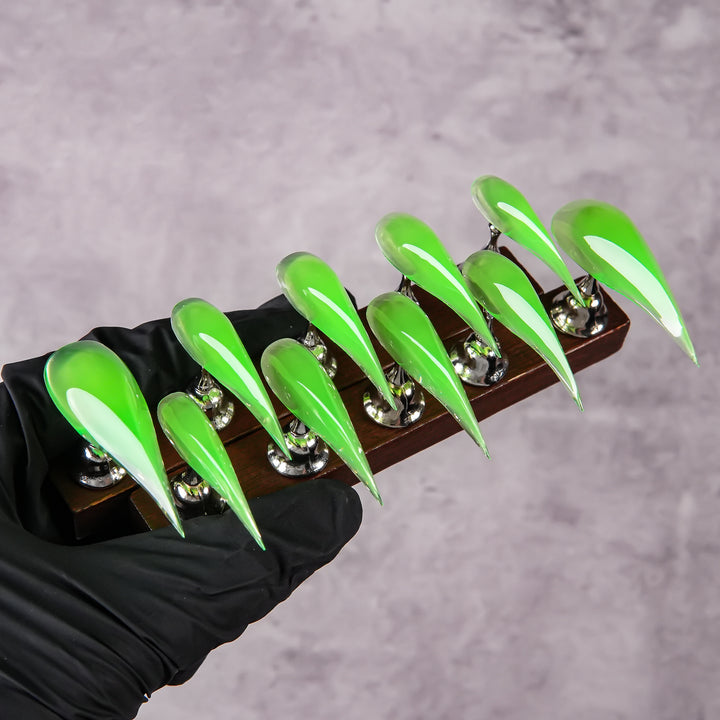 Stiletto Style Press-On Nails