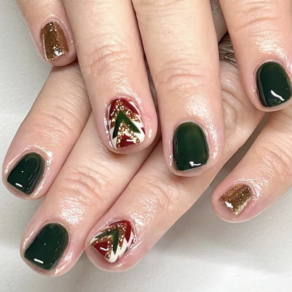Artistic Holiday-Themed Nail Art Stornfield