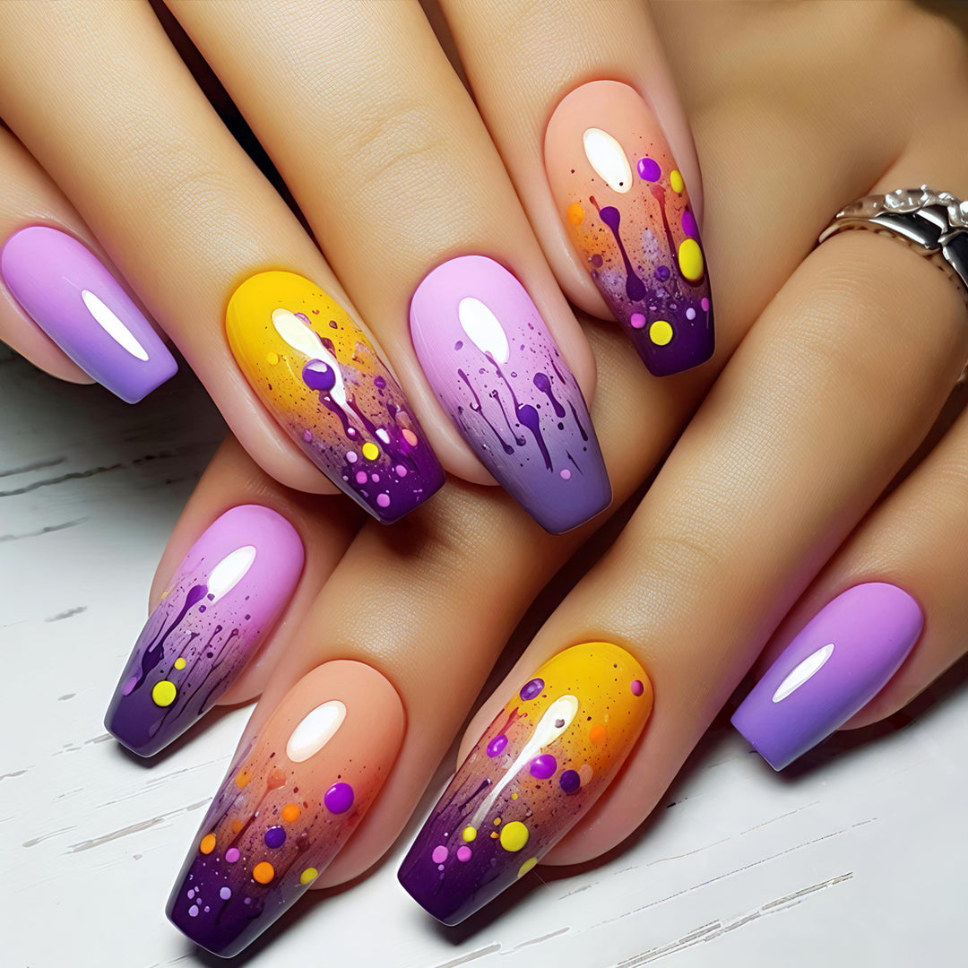 Artificial nails with vibrant gradient and splash pattern Stornfield
