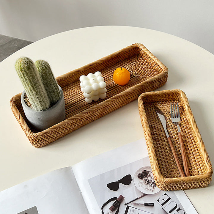 Women rectangular serving platter made of woven natural material Stornfield