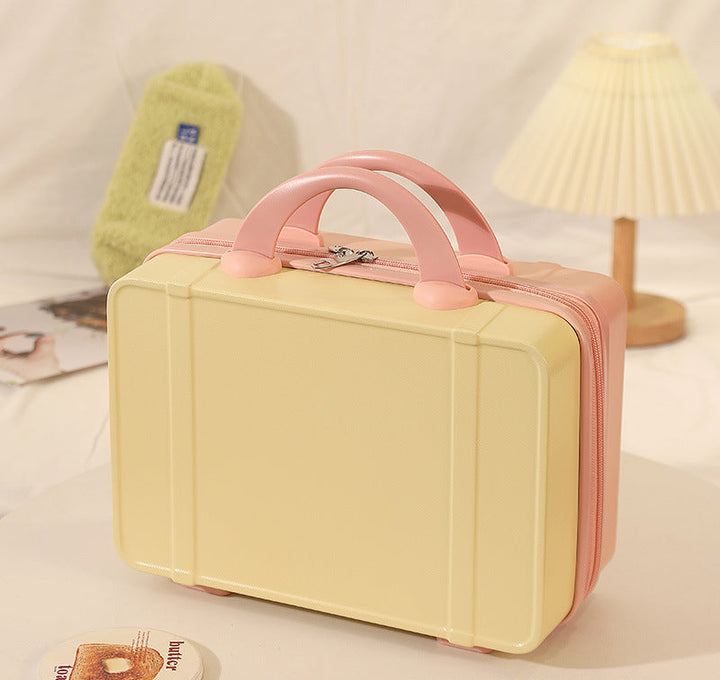 hard-shell travel cosmetic case with double-zip closure top handle and protective feet Stornfield