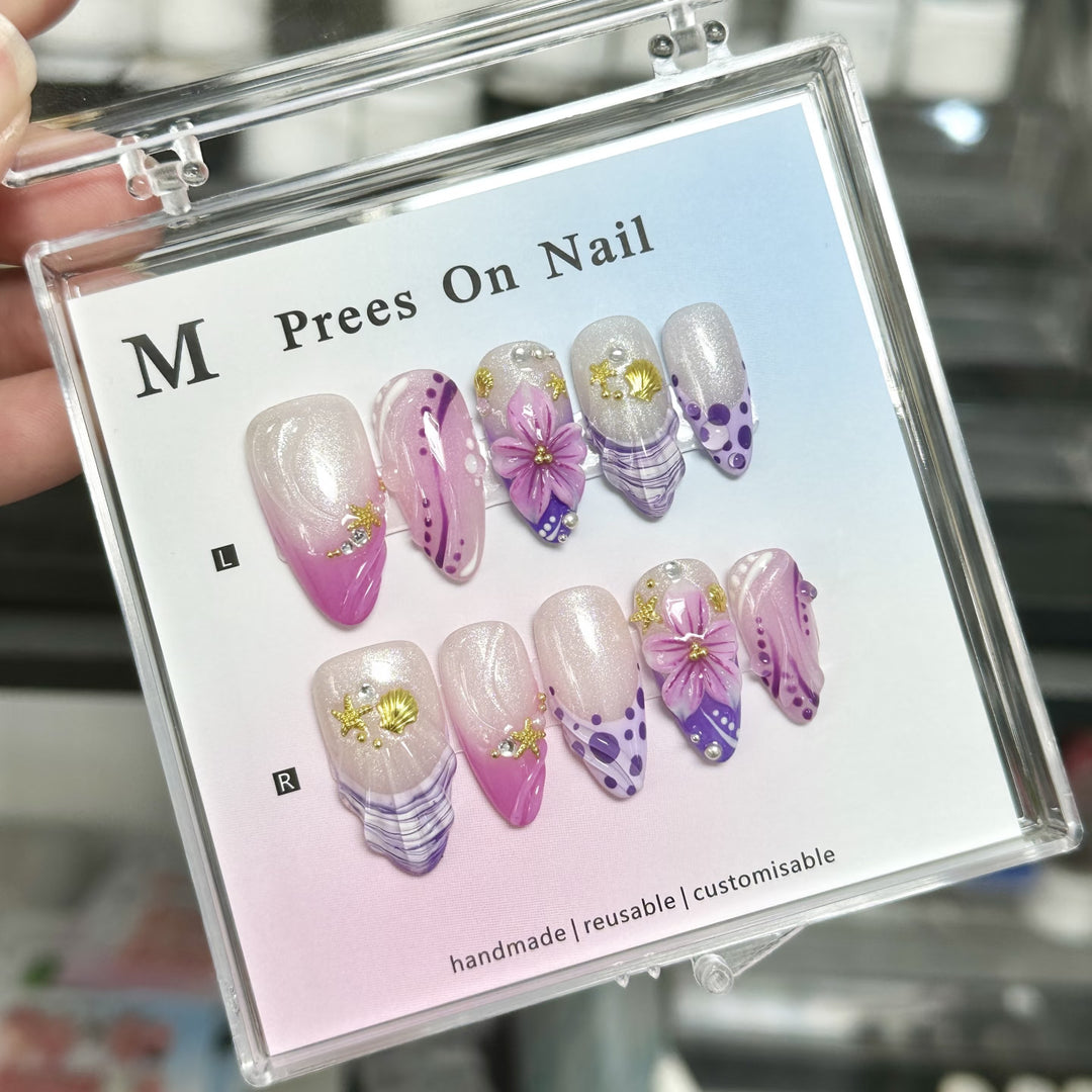 Decorative Press-On Nail Set with Floral and Sparkling Accents