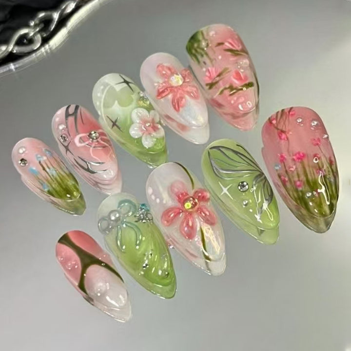 Artistic Floral Nail Tips Stornfield