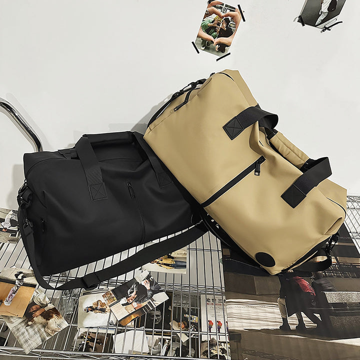 Sporty travel bag with water-repellent material and practical organizer compartments Stornfield