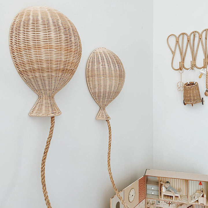Decorative wall ornament in the form of a hot air balloon Stornfield