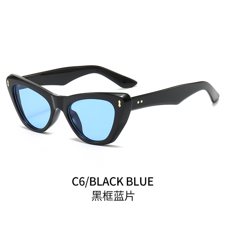 Ladies Cat-Eye Sunglasses with Elegant Accentuated Frame Stornfield