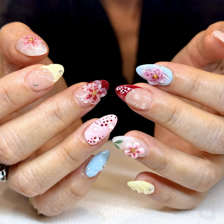 Artistic Floral Detailed Press-On Nail Art Stornfield