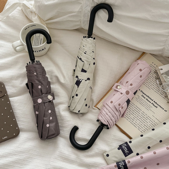 Women Folding Umbrella Stornfield