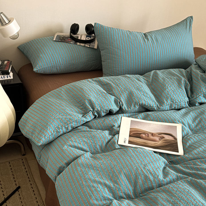 Striped Textured Bedding Set