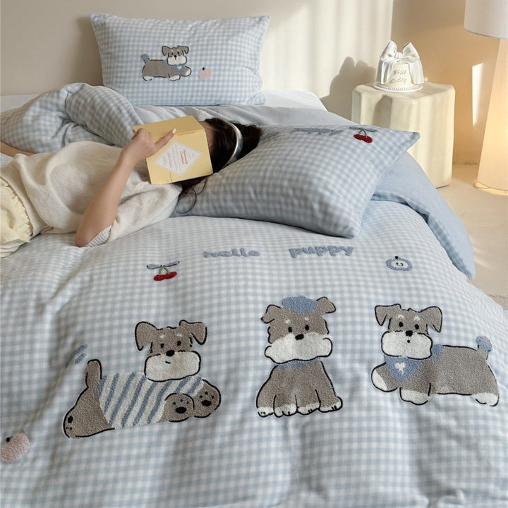 Children's Embroidered Gingham Puppy Duvet Cover Set with Pillow Shams