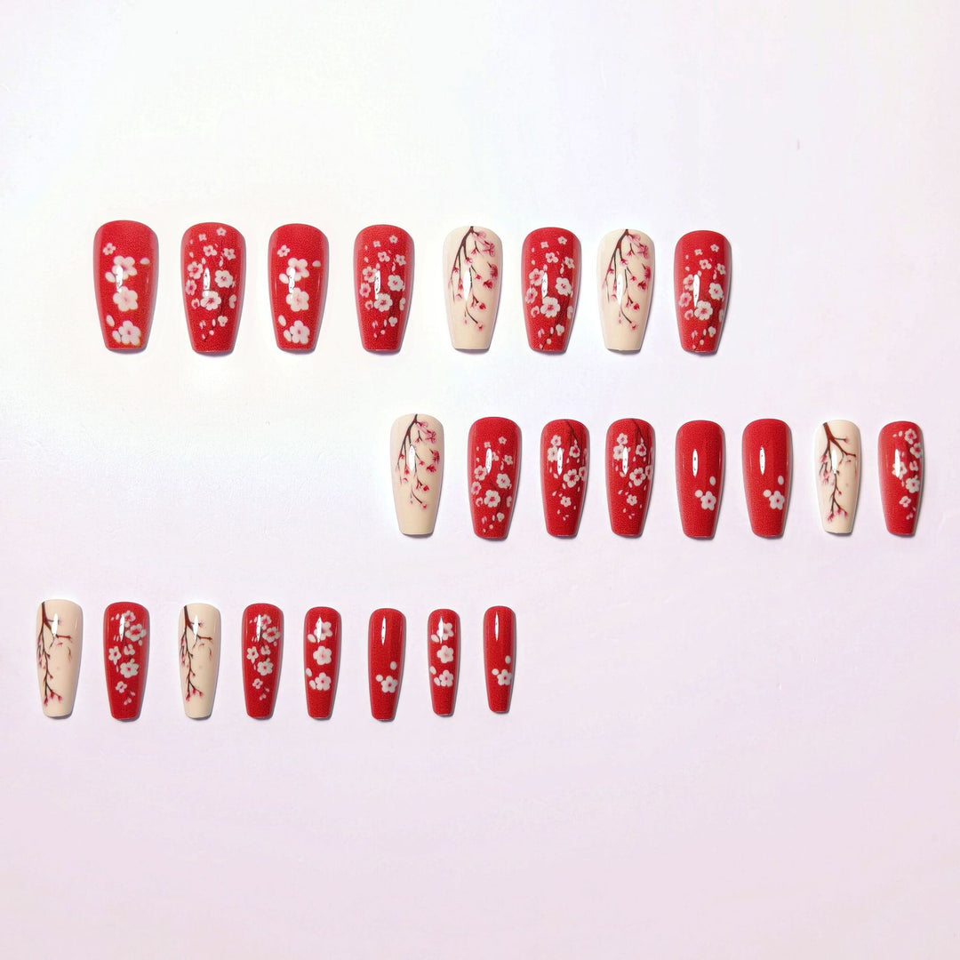 Artificial nails with blooming cherry blossom design Stornfield