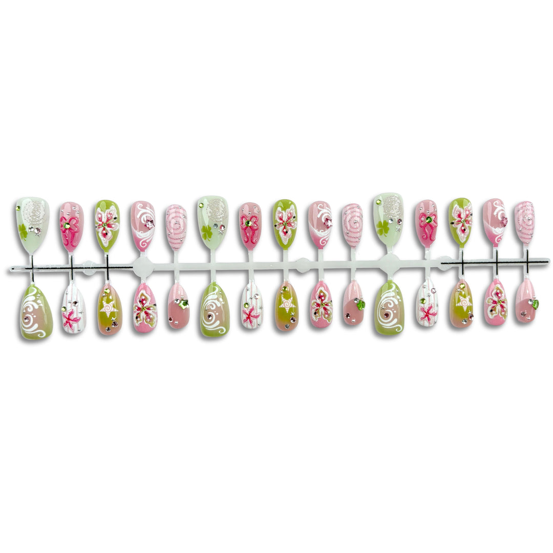 Decorative Floral Nail Art Press-On Set