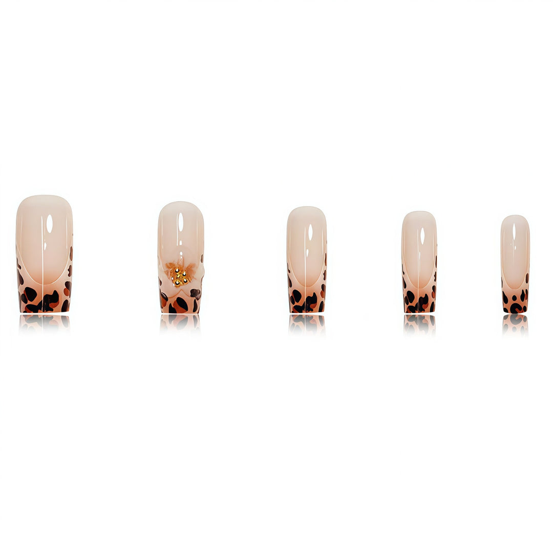 Premium Decorative Press-On Nail Art with Leopard Print Accents Stornfield