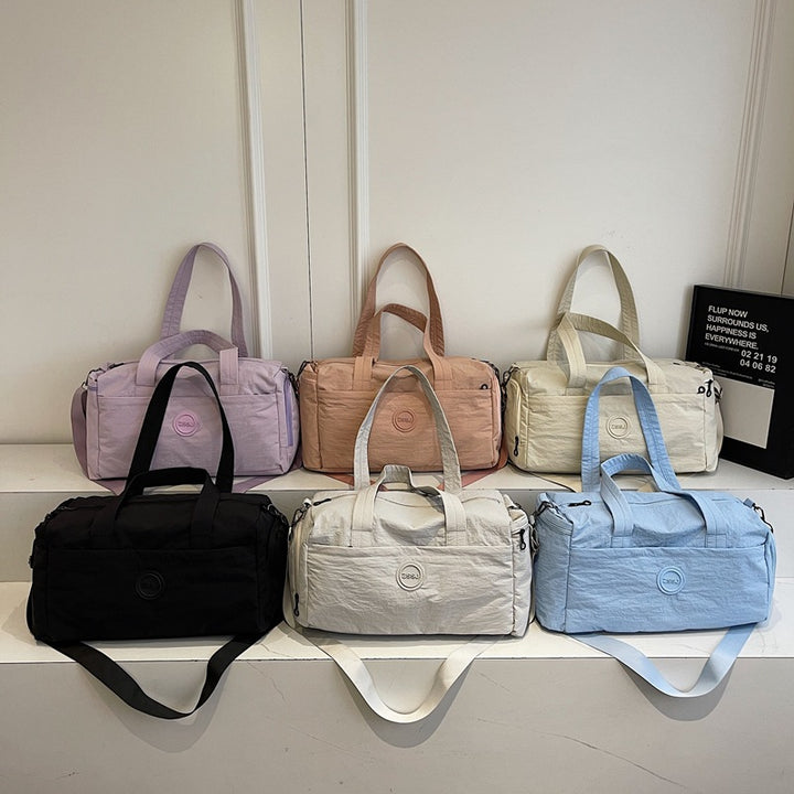 Sporty travel bag with practical exterior pockets Stornfield