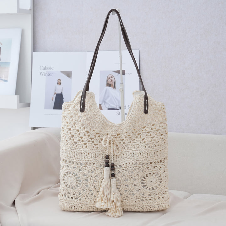 Trendy Shoulder Bag with Natural Weave and Leather Accents Stornfield
