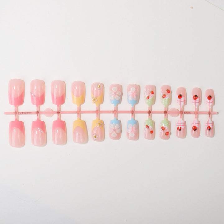 Floral Art Press-On Nail Design Stornfield