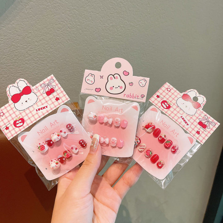 Artificial nails with sweet character design Stornfield