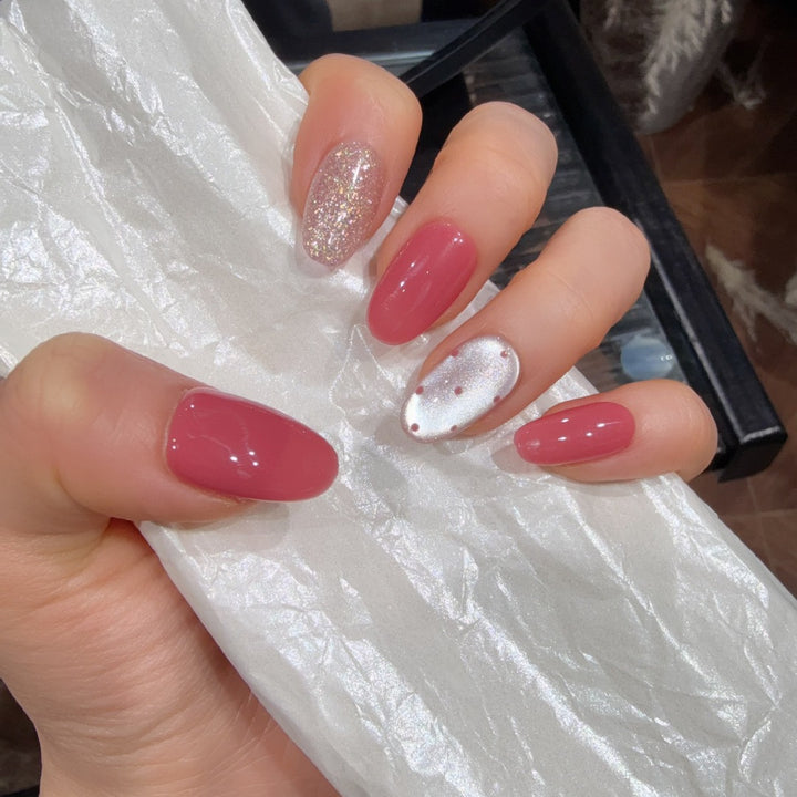 Professional Quality Press-On Nail Set Stornfield