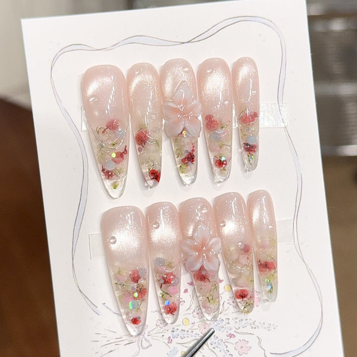 Artificial nail tips with floral details Stornfield