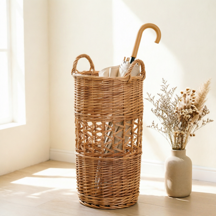 Handcrafted willow basket with cotton lining Stornfield