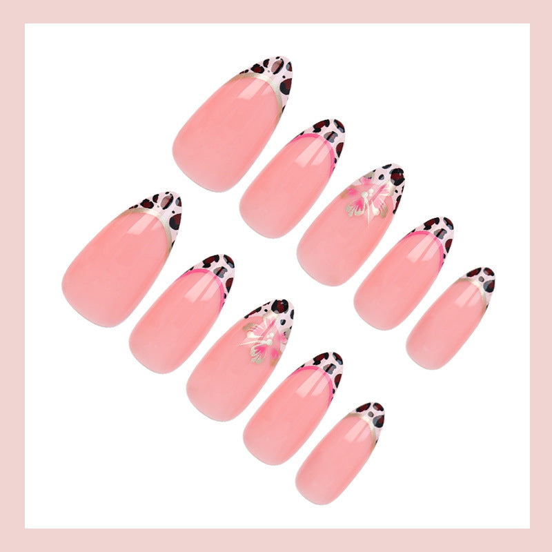 Artificial nail set with elegant flower and leopard pattern Stornfield