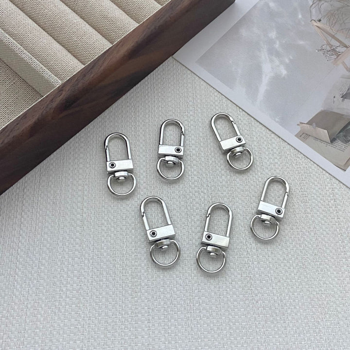 Versatile Metal Carabiner Clip Stornfield