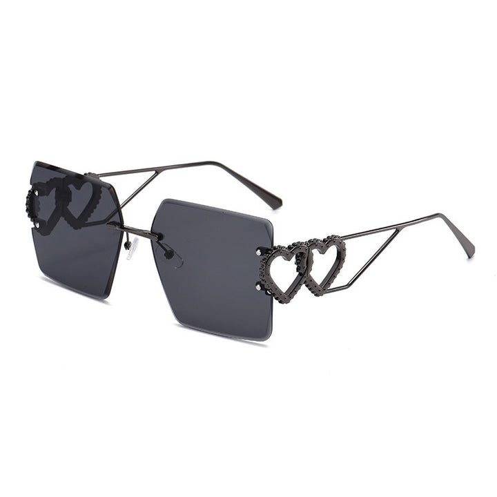 Women's fashionable sunglasses with trendy heart design Stornfield