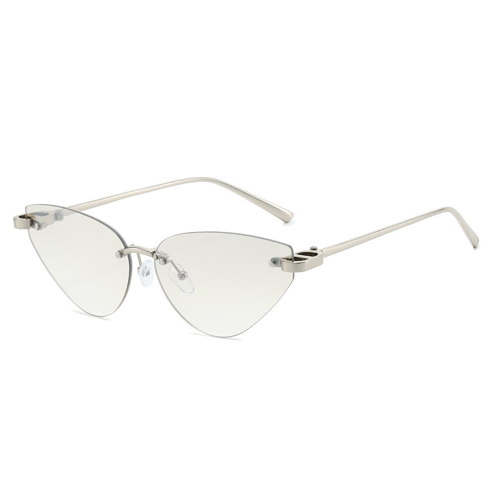 Fashion-Forward Cat-Eye Sunglasses Stornfield