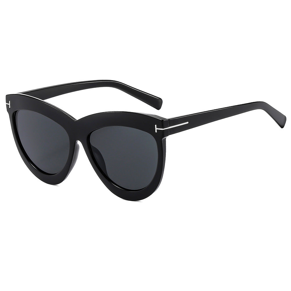 Stylish Cat-Eye Sunglasses with Slim Metal Accents Stornfield