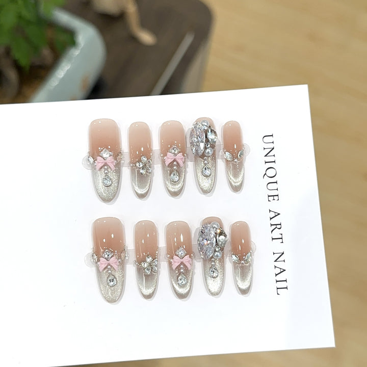 Glamorous Rhinestone and Bow Decorated Press-On Nail Set