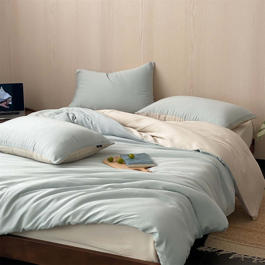 Reversible Cotton Sateen Duvet Cover and Pillowcase Set