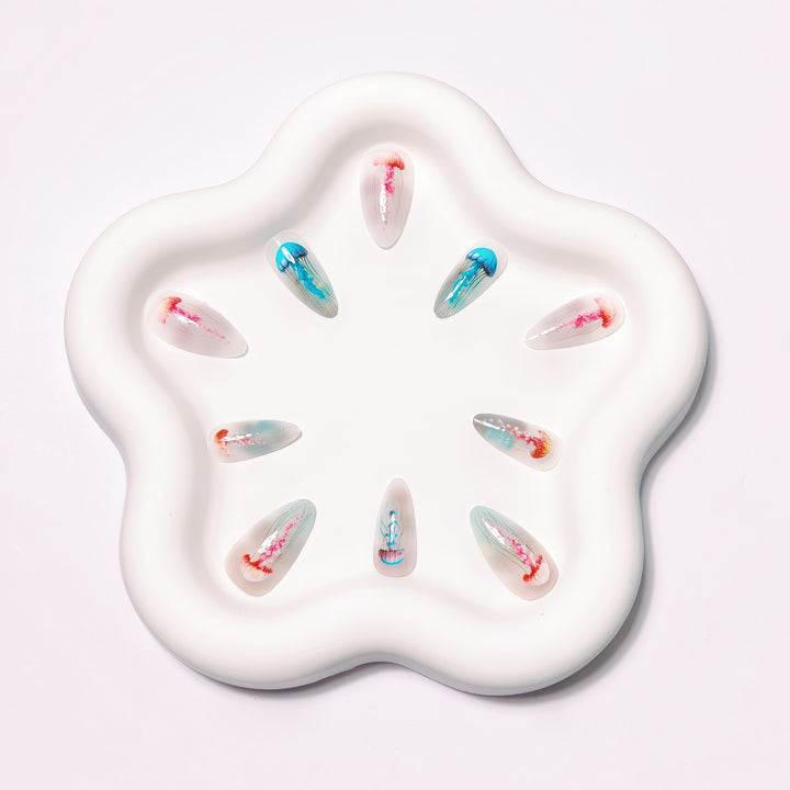 Artistic Jellyfish Design Nail Art Stornfield