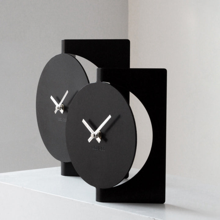 Modern Minimalist Wall Clock